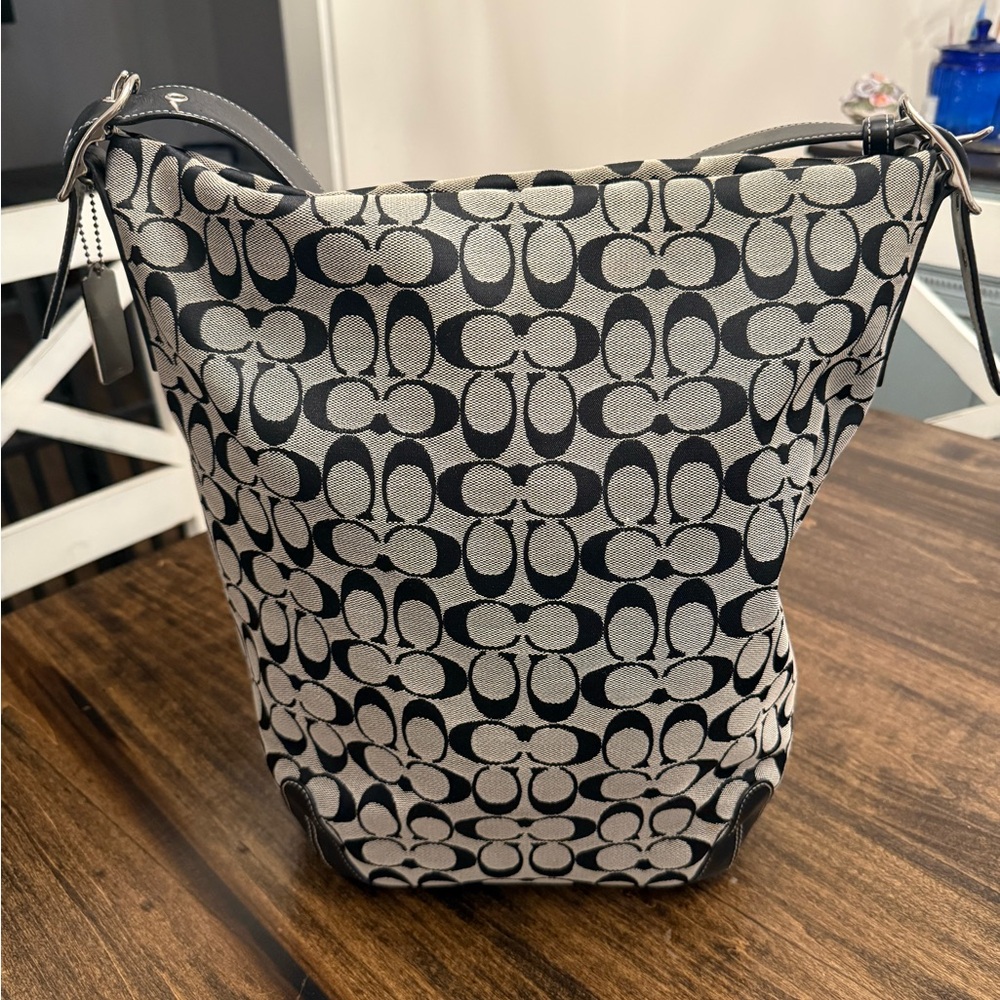 Vintage coach bag with signature C pattern, gray and black A35-6088